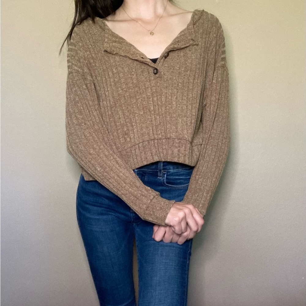 Lush Brown V-Neck Ribbed Sweater